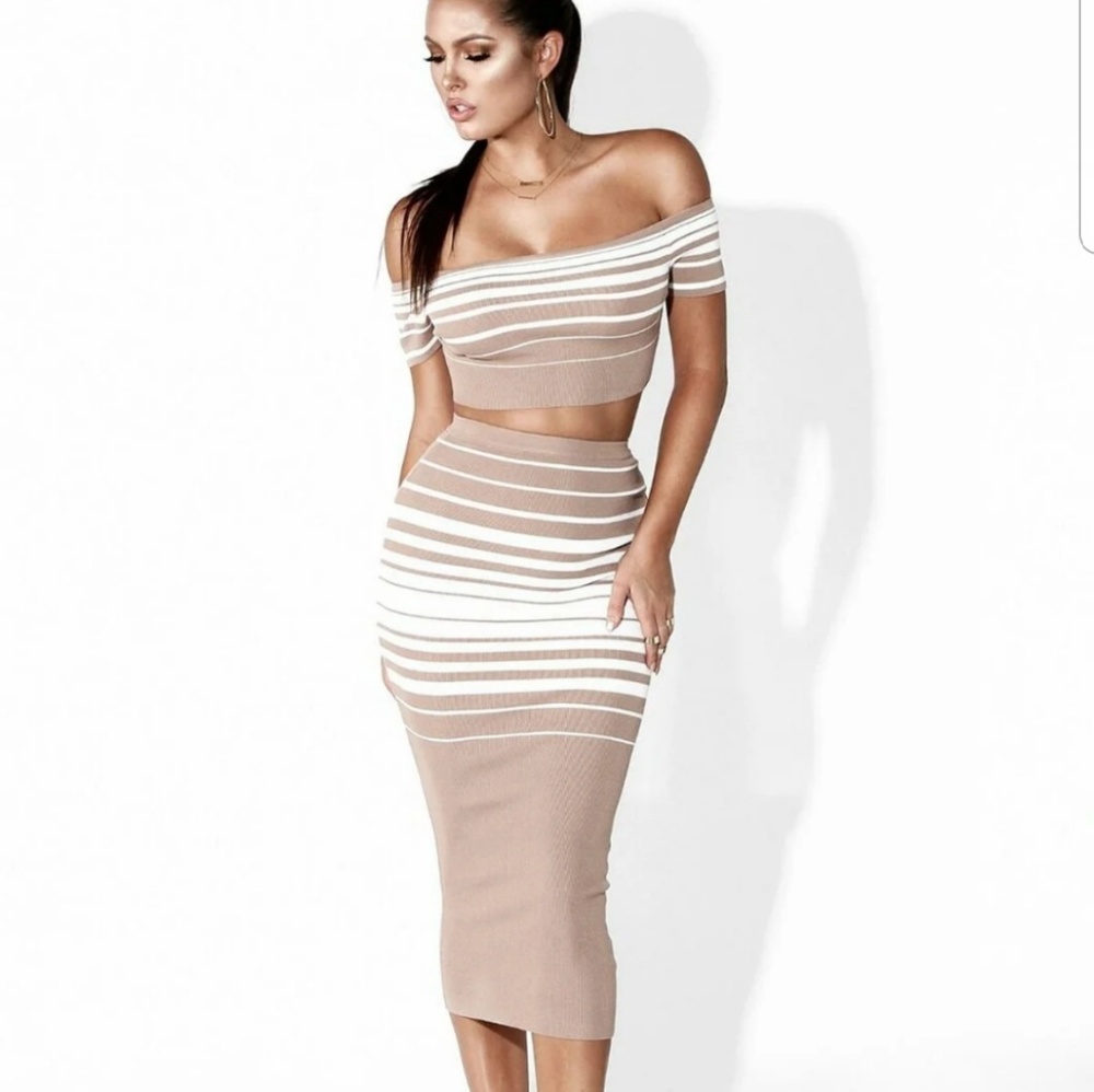 Two piece set